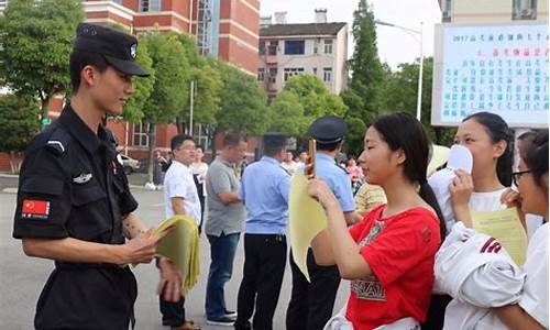 高考最帅巡特警祁懿-最帅护考巡特警祁懿